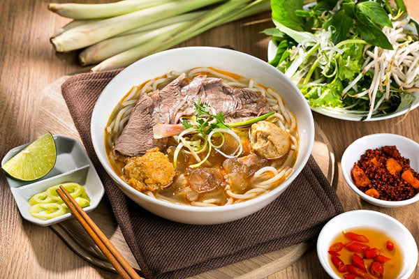 Cách nấu bún bò Huế chuẩn vị