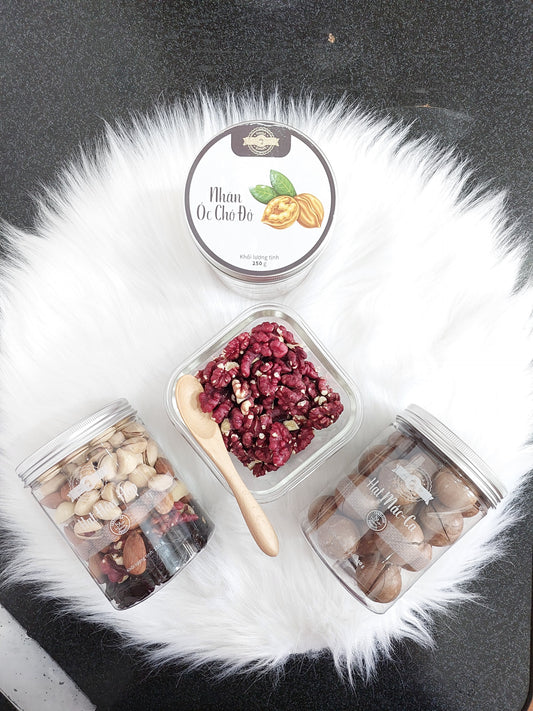 Hạt nhân óc chó đỏ