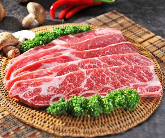 Giá thịt bò hôm nay: So sánh chi tiết giữa thịt bò nội địa và nhập khẩu